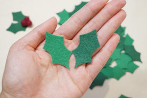 Set of 54 Holly Leaf Die Cuts - medium