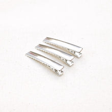 Load image into Gallery viewer, Alligator Teeth Clips