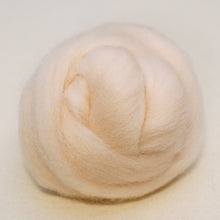 Load image into Gallery viewer, Blush pink Corriedale Wool Roving