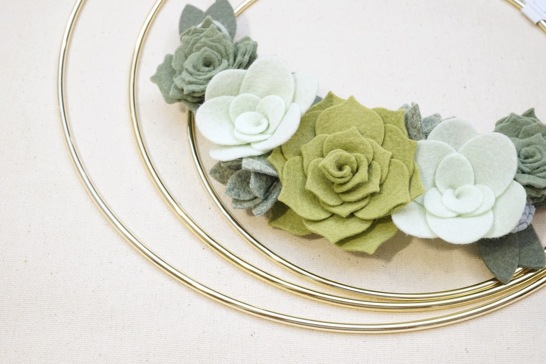 Darice gold metal ring