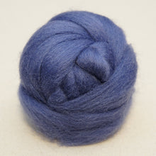 Load image into Gallery viewer, Blueberry pie Corriedale Wool Roving