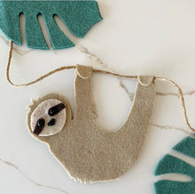 Load image into Gallery viewer, felt crafts sloth