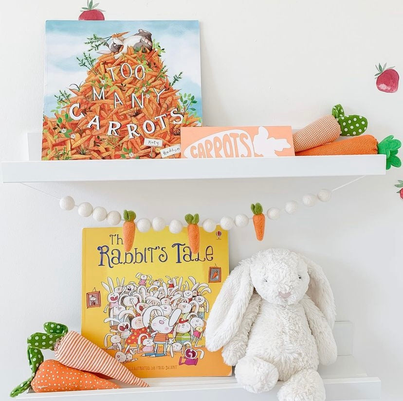 Small Felt Carrots