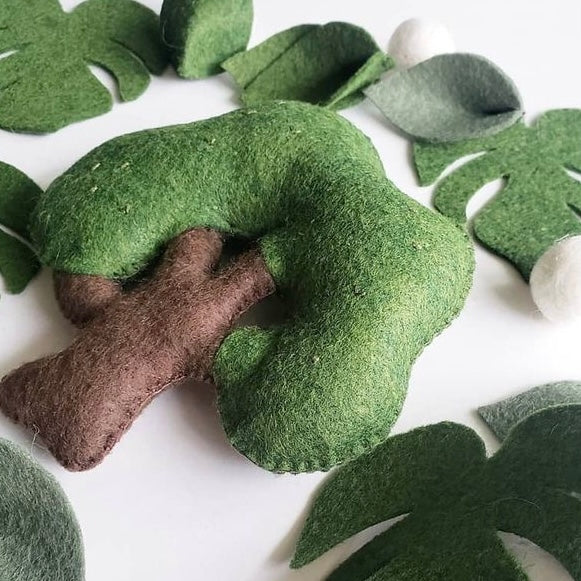 felt crafts - trees