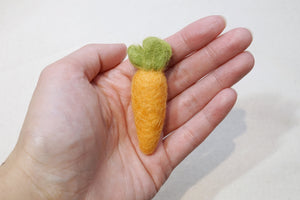 Small Felt Carrots
