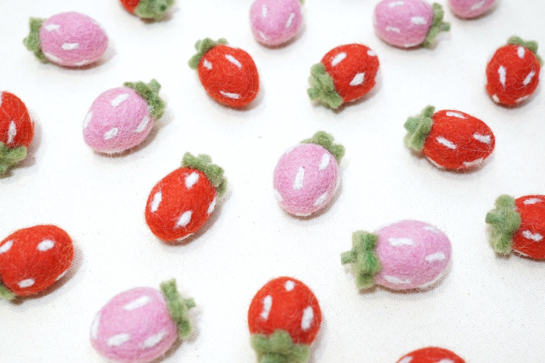 Felt Strawberries (small) - Pink