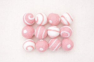 Swirl Felt Balls 25mm -White with dusty pink swirl
