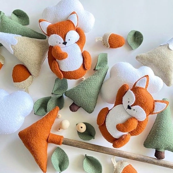 felt crafts foxes